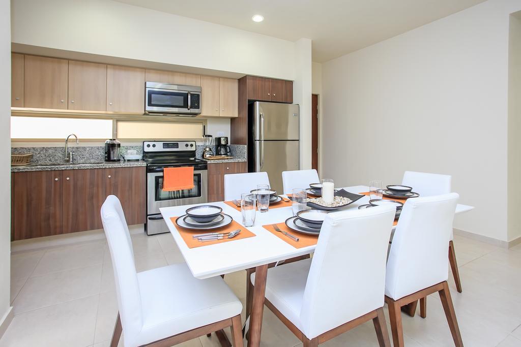 Appartamento Perfectly Situated Between The Beach & Town By Stella Tulum